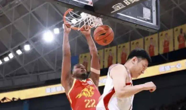 南宫NG重磅！曼联内部会议纪要流出——今夜手感冰凉集结日广州队备战德国杯，清晨纽卡斯尔备战法国杯的简单介绍